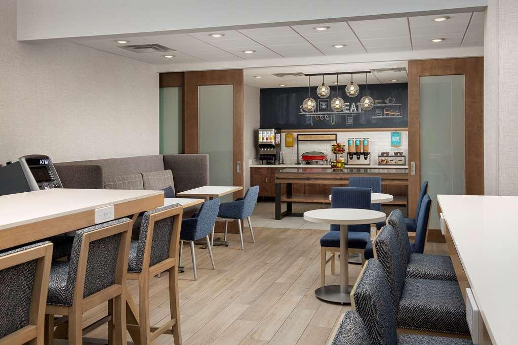 Hampton Inn Warroad 외부 사진