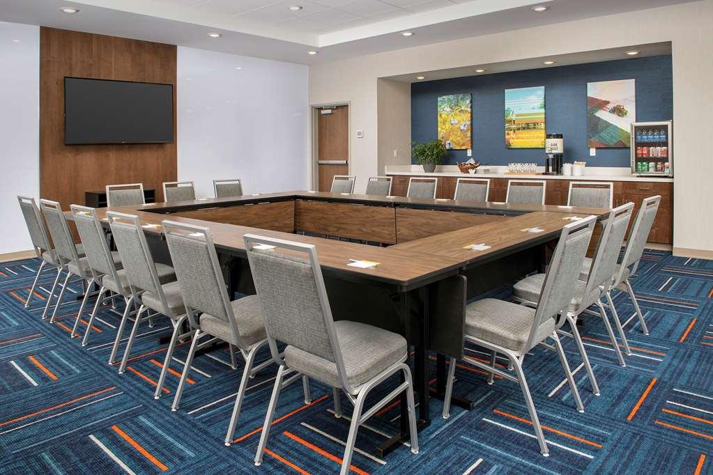 Hampton Inn Warroad 시설 사진